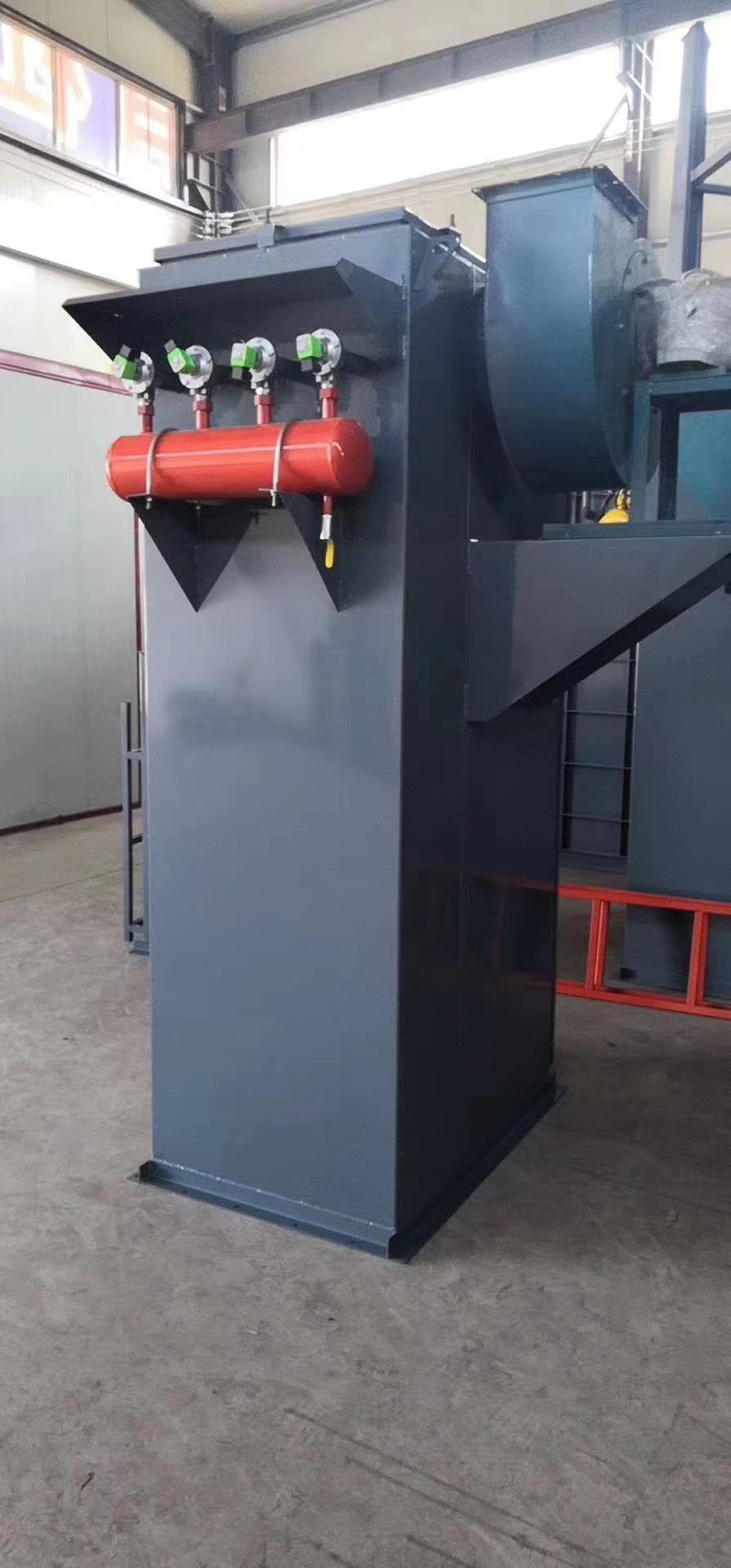 單機(jī)脈沖布袋除塵器工作原理是怎樣的？
